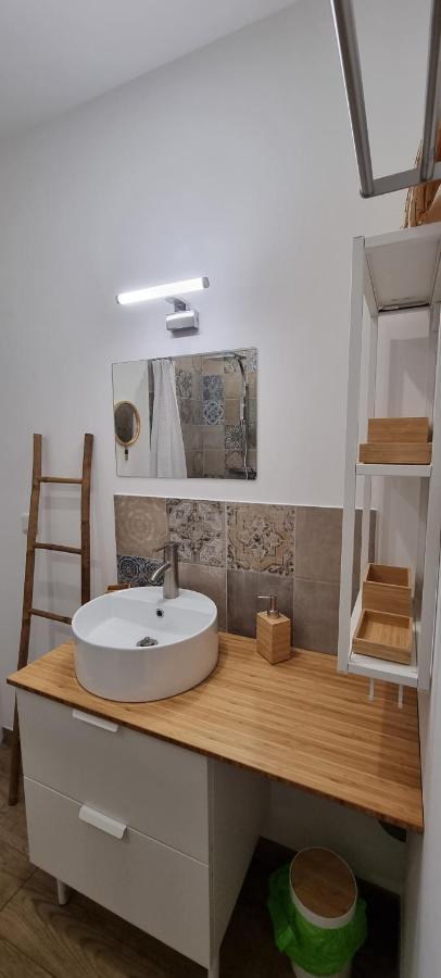 Appartement Chaleureux En Ardeche La Roche-de-Glun Εξωτερικό φωτογραφία